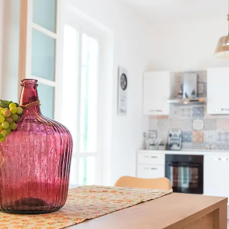 Sole E Girasoli Lägenhet *